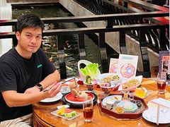 -龙悦湾酒家·八阵鱼生·渔人码头店