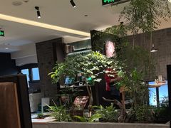 -聚友斋(陶瓷琉璃馆水晶街店)