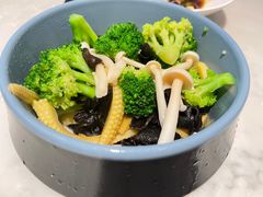 -泓历皇朝酒店(东亭店)
