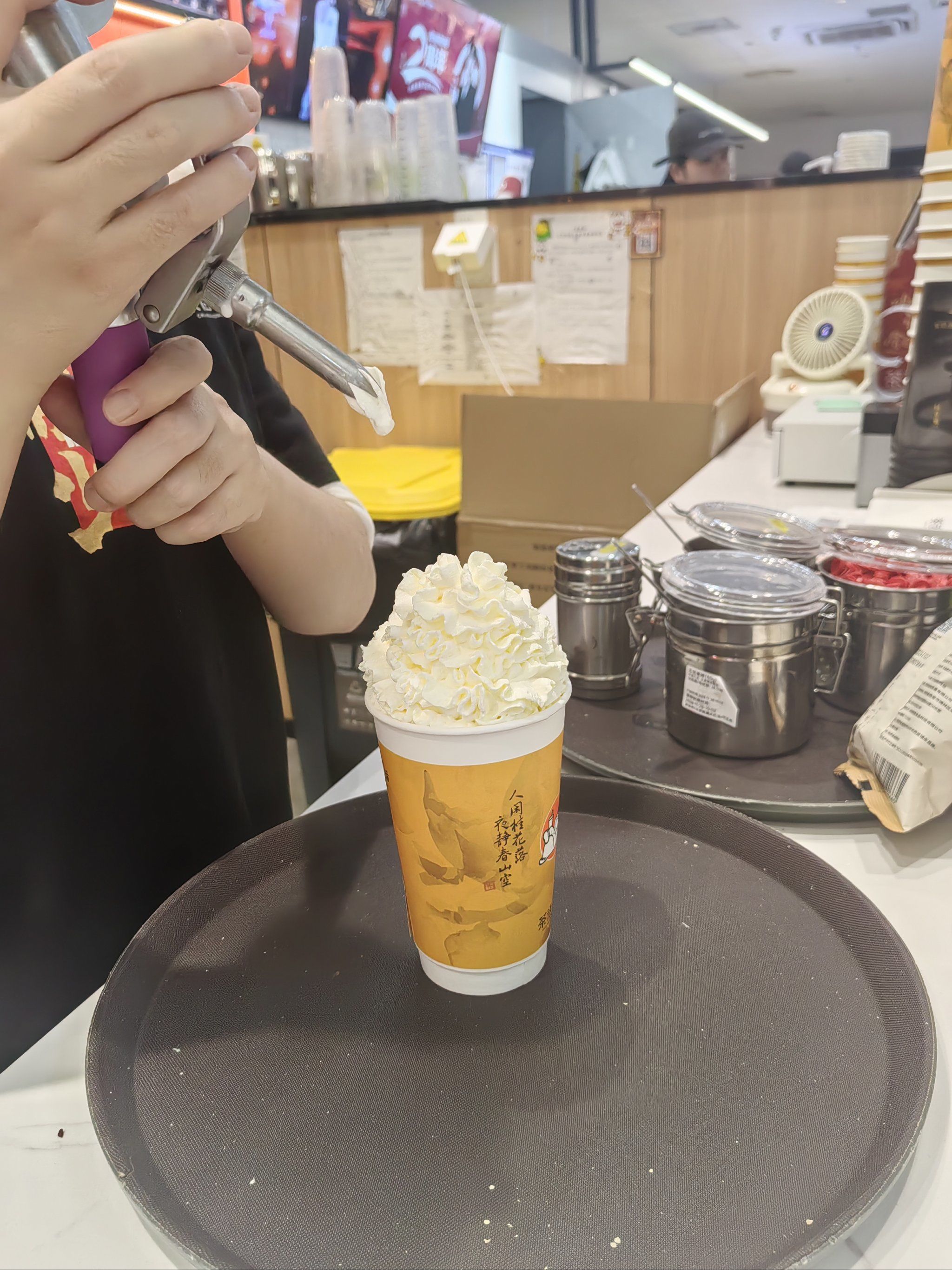 奶茶好喝,小姐姐态度好