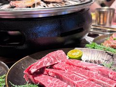-草家酱蟹炭火烤肉店(珲春南路一店)