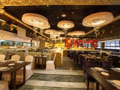 -小天鹅戴斯酒店鲸鲨百汇创作料理