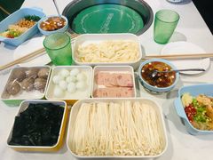 -蛙两只美蛙鱼头火锅(恒茂店)