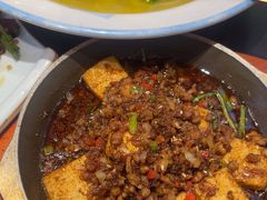 -川流不息·地道川菜·小龙虾(松东路店)