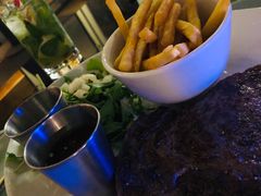 -The BREW·酿餐厅(浦东嘉里大酒店)