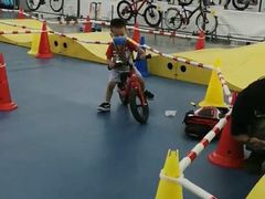 -八爪矩阵极限运动馆·儿童平衡车·感统训练(南海子公园校区)