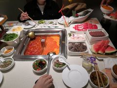 -海底捞火锅鲜切牛肉主题店(长寿路店)
