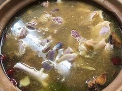 -威邵鸡煲(西华路总店)
