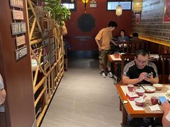 -湘西小馆(滨河路店)