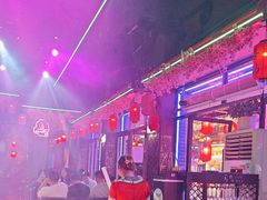 -喜鹊音乐酒馆(西街店)