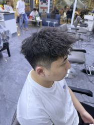 点击看大图 -藤野造型烫染