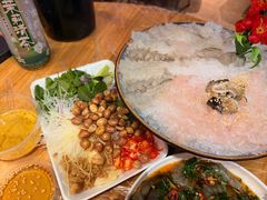 拌菜-官塘鱻鱻鱼生·潮汕生腌·砂锅粥(西马路总店)
