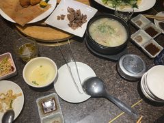 -正苑26年海鲜烤肉•牛尾汤汤饭(东港店)