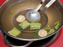 -潮汕·草根牛肉档(上海荟聚城市集市店)