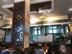 大堂-华盛园卷子王农家菜水库鱼