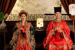 -雪中彩影婚纱摄影·微光艺术中心