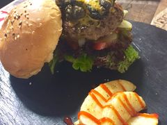 -HIGH FIVE哈福手工汉堡(桂林路店)