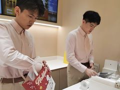 -好利来(青年宫店)