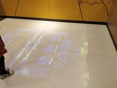 -麦当劳(长兴路万达店)