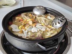 -菌之家·专业纯野生菌火锅·特色炒菌