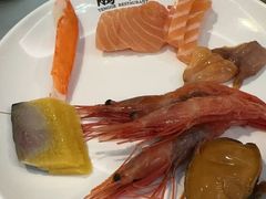 -腾阁自助餐厅(朝林广场店)