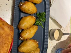 -必胜客(WOW中心城店)