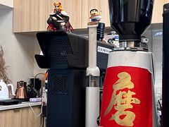 -SAFARI COFFEE