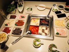 -海底捞火锅鲜切牛肉主题店(长寿路店)