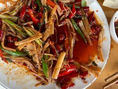 -大众跷脚牛肉馆·非遗传承单位(峨眉山店)