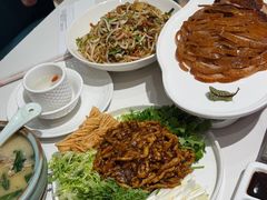 -小桃红·东北菜·春饼烤鸭(南阳湖街店)