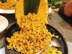 菠萝炒饭-隐食私房菜(老街店)
