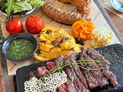 -Mark&Mars Restaurant