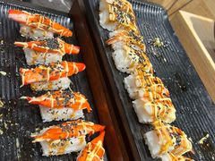 -金马门国际美食百汇(珞喻路店)