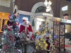 -王府井奥莱临潼小镇(临潼店)