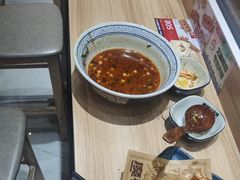 -魔都三兄弟酸辣粉·蘸卤炸串(虹桥万科店)
