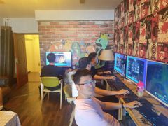 -玩坞轰趴馆·户外团建聚会主题生日派对馆(世豪广场店)