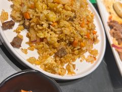 辣白菜牛肉粒炒饭-水木锦堂·自助铁板烧(世贸天阶店)