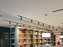 -魔方城市书房(中街益田店)