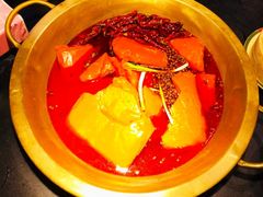 -王婆乔鲜鱼自助火锅(蜀汉路店)