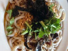 油鸡枞米线-半山腰·云南菜(侨福芳草地店)