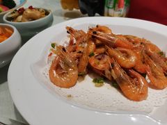 -双子楼大酒店(城开国际写字楼店)