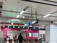 -白石桥南(地铁站)