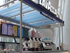 -LAVAZZA拉瓦萨咖啡(星通大厦店)