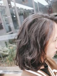 -首脑美发沙龙