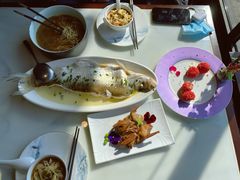 招牌清蒸钱塘江白条-柳莺湖上·湖景餐厅·江南菜(西湖店)