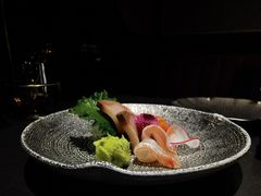 -铭牛烧肉·和牛海鲜自助(高新月牙湖店)
