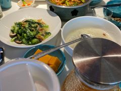 -荷塘秋月·本帮江浙菜(国权路店)