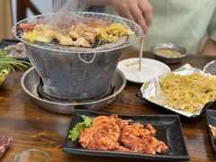 -韩风烤牛肉冷面店