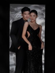 -至臻微拉婚纱摄影