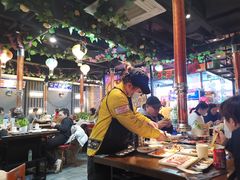 大堂-·缸桶屋·韩式牛肋条自助烤肉(西湖D11店)